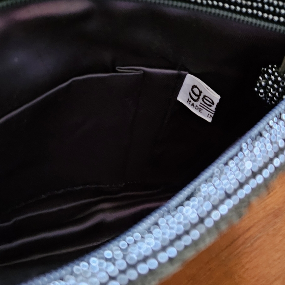 Vtg Genie Beaded Clutch - Picture 3 of 5